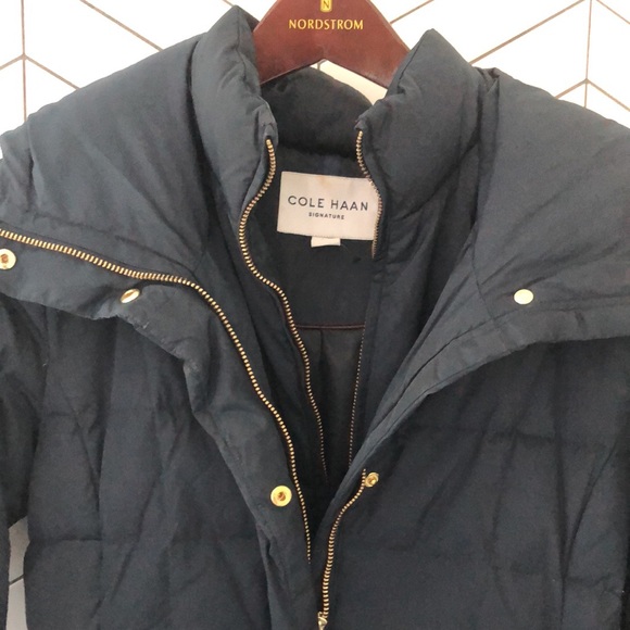 Cole Haan hooded puffer coat with gold hardware long puffer jacket size small - Picture 6 of 7